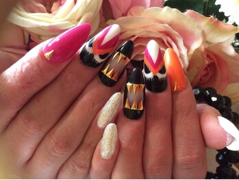 リングアリング(Ring a Ring)/個性的ネイル