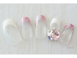 水彩フレンチ×ビジュー