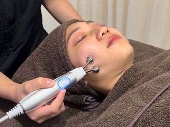 ピュアビューティー(Pure Beauty)の写真/【細胞からエイジングケア】シワ・たるみ・シミなど、あらゆる年齢肌の対策に爆発的な人気!!予約殺到中!