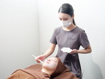 ララ 大阪梅田(LALA)の写真/大阪梅田★大人気ボディハーブピーリングが受けれる【REVI陶肌ハーブ+エンザイムＧプレゼント】初回￥8800