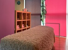 ユーヘン(uhem)の雰囲気（２階はフェイシャルエステのお部屋です♪）