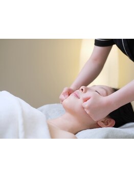 ホウレイ線・たるみ改善！予防ケア