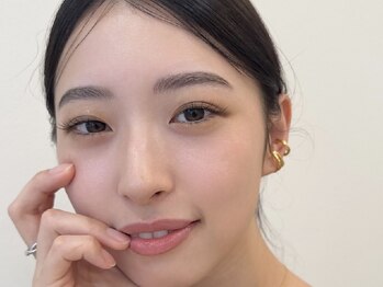 グロウ 藤沢(GLOW)の写真/当店イチオシ！ナチュラルで美しいまつ毛とアイブロウのセットメニュー♪【90分￥9,900～】