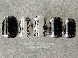 【1月】ブラックフラワー