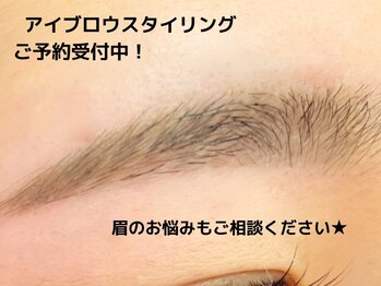 アテナ(Athena)/眉のアイブロウスタイリング