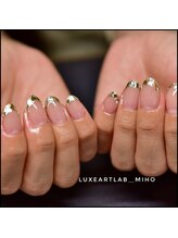 リュクスアートラボ(Luxeartlab)/