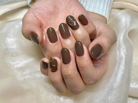 ブラウンネイル
