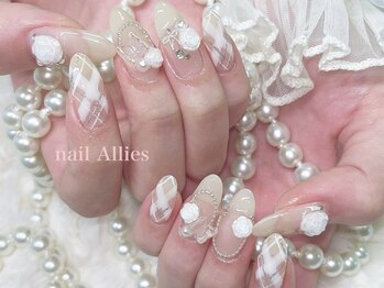 アリーズ(Allies)/ホワイトチェックネイル