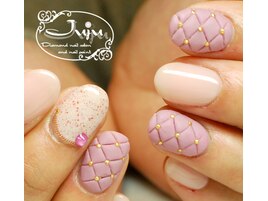 艶消しキルティングネイル