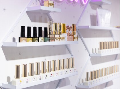 ＲＯＳＹ ＮＡＩＬ 蕨店の写真