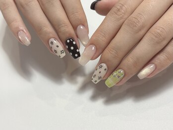 星ネイル bymarina.a