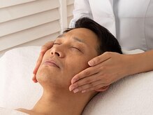 ウナ シロカネ(UNA SHIROKANE)/【男性】痛みが少ない全顔脱毛