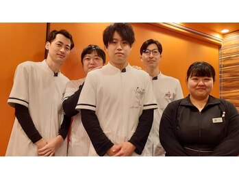 瓢箪山駅前整骨院/背骨のゆがみ整体