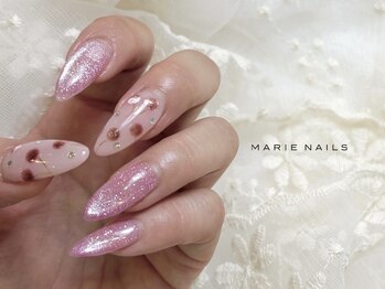 マリーネイルズ 心斎橋店(MARIE NAILS)の写真/★初回オフ無料！¥8800！デザイン持ち込みOK♪JNA1級以上と認定講師も在籍！１week保証付♪FOOTも人気！