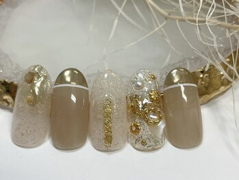 ネイルルームシャイン/