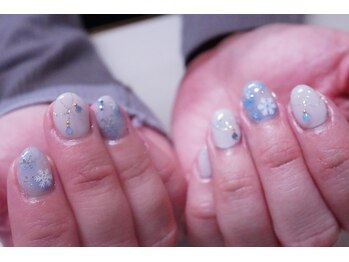 プチリリィ(Petit Lily)/ブルーのwinter snowネイル