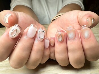 アミュリー ネイル アトリエ(Amury nail atelier)/クリア ちぐはぐ マグネット
