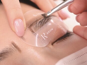 ヘアーサロンワン(Hair salon One.)の写真/【SNSで話題！最新技術ブロウラミネーション】垢抜けトレンド眉に♪自分に似合う眉がわからない方必見！