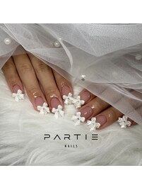 ガーリーネイル