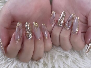 レアネイル(Rea nail)の写真/【個性的～ゴージャスまで幅広いデザインが得意♪】見るたび気分の上がる指先に♪華やか系の定額コース有◎