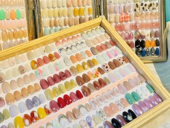 ヘアアンドネイル ピーファイブ(P-five)の写真/【オフ込☆】ハンドジェルネイル☆定額コース◎季節に合わせてサンプルデザイン随時更新♪理想の指先に☆
