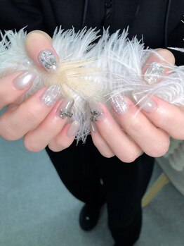 グロー ネイル(Glow Nail)/