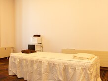 ほぐし吉　ほりでーゆ～四季の郷店の雰囲気（施術所）