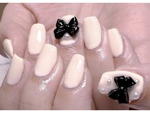 アルーシェ 平井(Alushe)/リボン×パール×クリームカラー