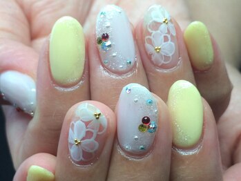 リエル(Riel)/大人気フラワーネイル☆定額9280