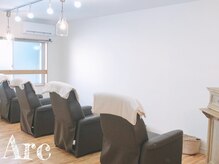 アルク 薬院店(Arc)の雰囲気（広々とした店内でゆったり過ごせます♪[まつげパーマ/薬院]）
