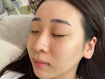 シス(sis)/眉毛&フェイシャルWAX