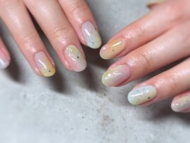 オフィスにも！推し概念ネイル