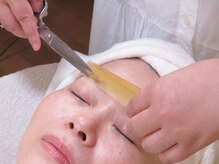 チアキ(CHIAKI)の雰囲気（眉毛はナチュラルでお顔なじみの良い形に整えます）