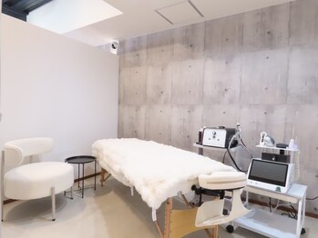 マイントゥ ネイル(mine too nail)/頭皮ケア、フェイシャルエステス