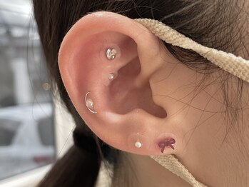 アトレ(Attrait)/耳ツボジュエリー