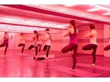 バリマグマストーンヨガ キューピーネイルアンドアイラッシュ Earth店/