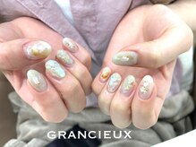 クアトログランシュ 青葉台(QUATRO×GranCieux)/大人上品ベージュ氷ネイル