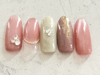 スリール(Sourire)/桃色秋ネイル