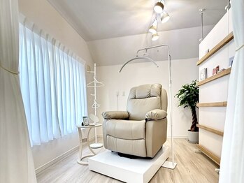 シルネ 三軒茶屋(Cilune)/リクライニングチェアでゆったり