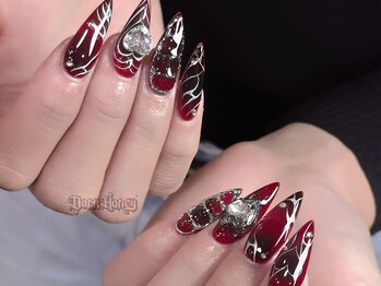 ダークハニー 原宿店(Dark Honey)/赤グラデ手描きメタリックアート