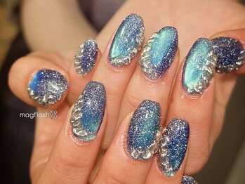 ルカ 原宿(lux)/フラッシュ × フリルネイル