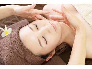 ドルチェビューティーサロン 戸塚安行店(Dolce Beauty Salon)の写真/【女性専用◎】サーマルフラクショナルでたるみ・ほうれい線などのエイジング悩みを改善！