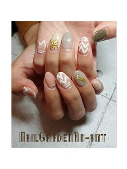 アンアント(An-ant)/ボヘミアネイル