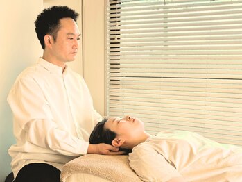 やすいゆたか整体院の写真/首こり肩こり改善決定版！歴28年/10万人超の実績が可能にしたハイレベル整体/施術1回7分/タイパ◎