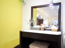 まつげ専門サロン クローバーの雰囲気（【メイクルーム完備】お出かけ前でも気軽に施術可能♪）