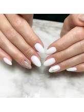 ディルガ ワッセ店(Dilga)/シンプルホワイトネイル