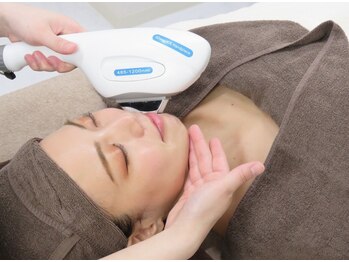 ナンバーファイブクリニカルサロン 札幌店(No.5)/美肌脱毛&肌質改善のW照射