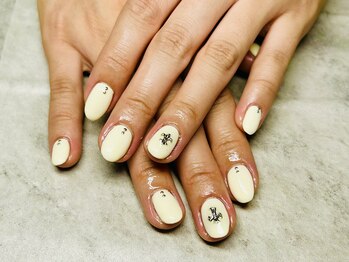 ジュリネイル(JULIE NAIL)/ワンカラー×パーツ追加