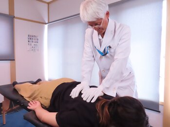 整体院 千香/背骨調整