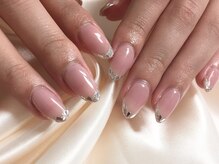 モグネイル(Mogunail)/ガラスフレンチ　夏ネイル2021